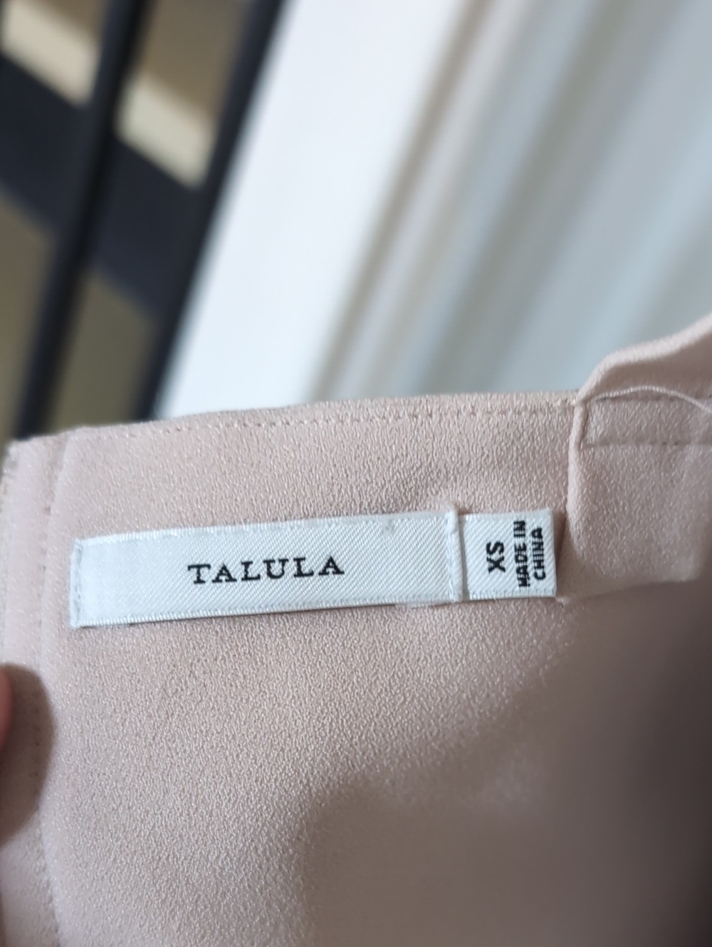 TALULA | Women's Pale Blush Cropped Front Wrap Zip Up Tank - Picture 5 of 5